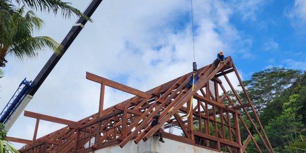 Luxury Merbau timber roof construction in Seychelles resort project by Touchwood